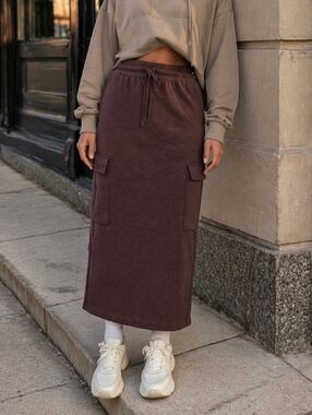 NWT Kuwalla Truffle Brown Fleece Cargo Midi Skirt Cozy Elastic Waist Back Slit